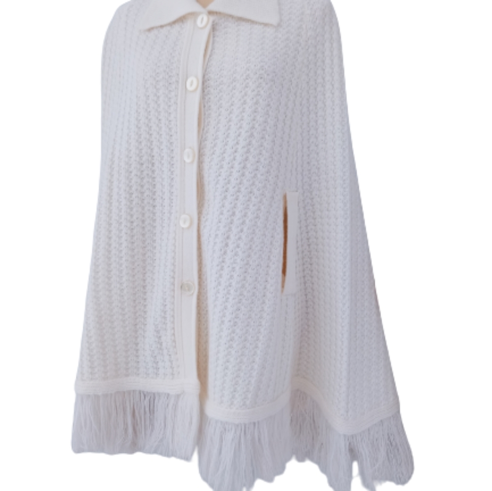 Vintage Cream White Miss Jolie of London Knitwear Knitted Fringed Sweater Cape
